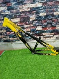 YOSHOKA ALLOY STUNT CYCLE FRAME SILVER