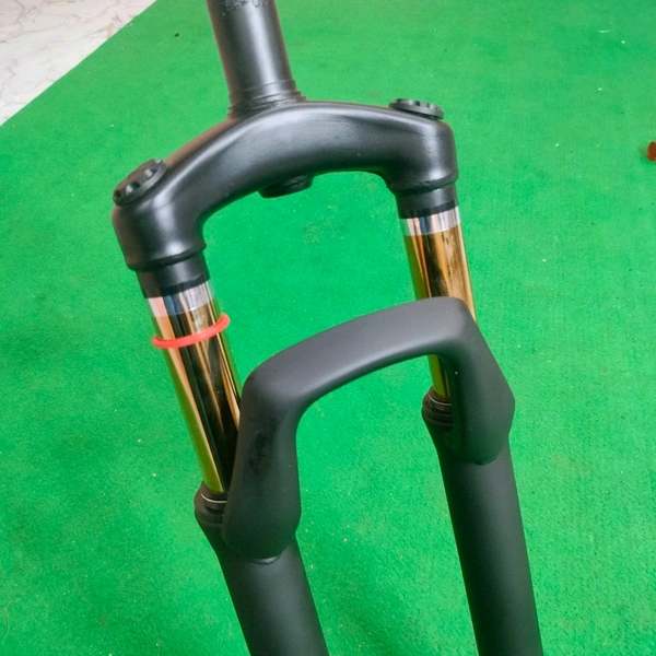 Stunt Riding Suspension Fork 26 Inch Welded Joints Crown Body 80mm Travel 