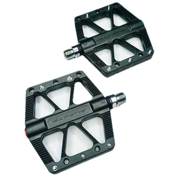 Nylon Pedal For Stunt Riding.