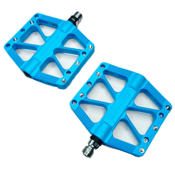 Nylon Pedal For Stunt Riding.