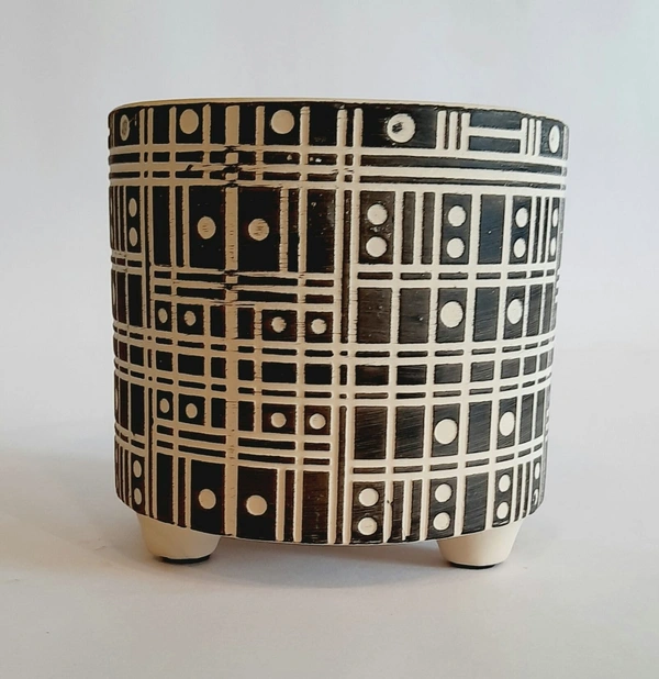 Black & White Ceramic Planter Design 2 - D*H : 4.25*4.25 inches