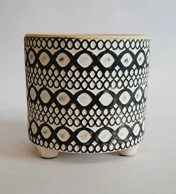 Black & White Ceramic Planter Design 3 - D*H : 4.25*4.25 inches
