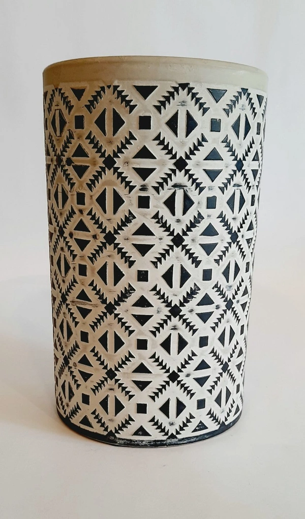 Cylindrical Ceramic Planter  - D*H : 5.25*8.5