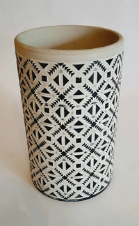 Cylindrical Ceramic Planter  - D*H : 5.25*8.5