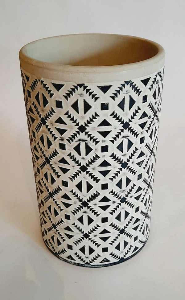 Cylindrical Ceramic Planter  - D*H : 5.25*8.5