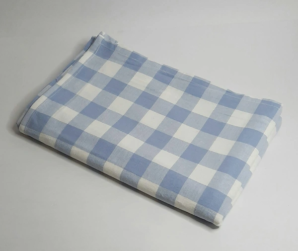 4 Seater Table Cloth