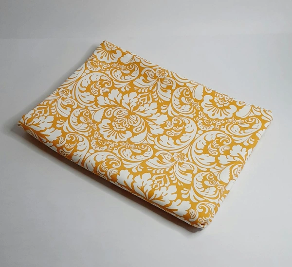 6 Seater Table Cloth 