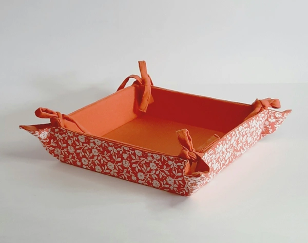 Bread Basket - L*B*H : 9*9*2.5 inches