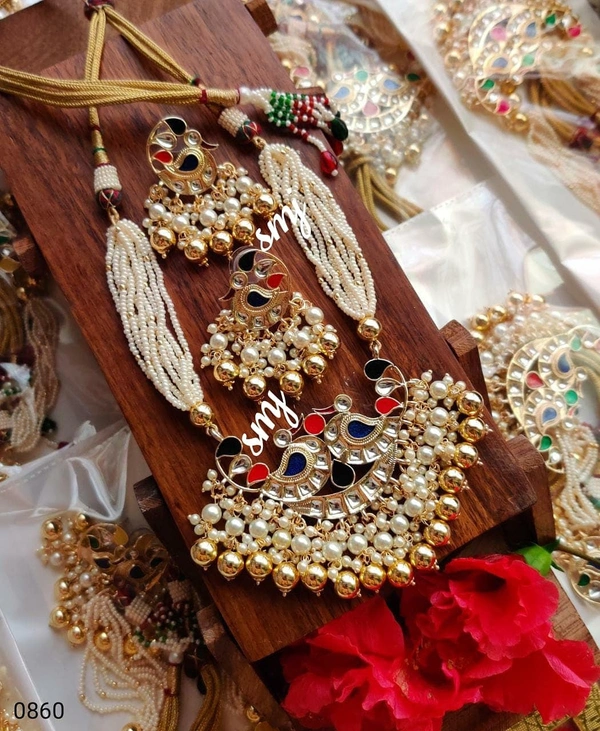 Kundan Meenakari Set