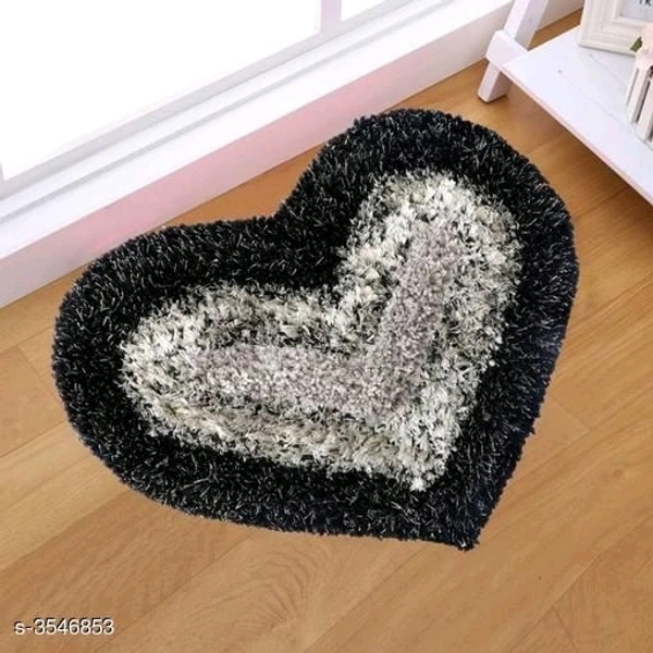 Trendy Beautiful Heart Shaped Polyster Doormats - purple