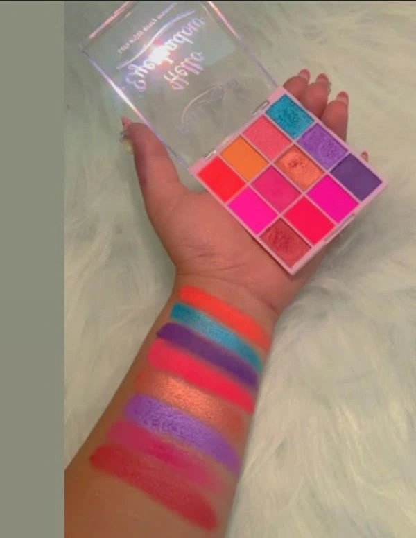 Rose Angle 12 Shades Eyeshadow Palette  - multicolor 