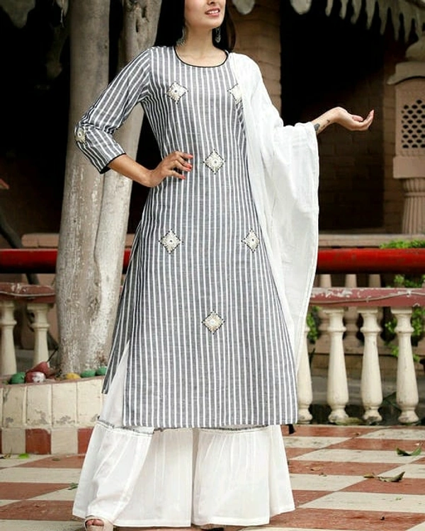Women's Printed Multicolor Kurta with Sharara - XXL (Bust Size: 44 in Size Length: 46 in)