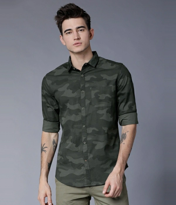Highlander Men Military Camouflage Casual Dark Green Shirt - S, Green 💚