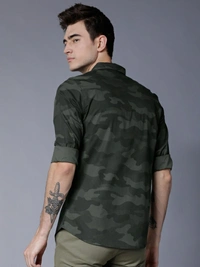 Highlander Men Military Camouflage Casual Dark Green Shirt - S, Green 💚