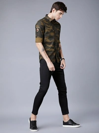 Highlander Men Military Camouflage Casual Green Shirt - S, Green 💚