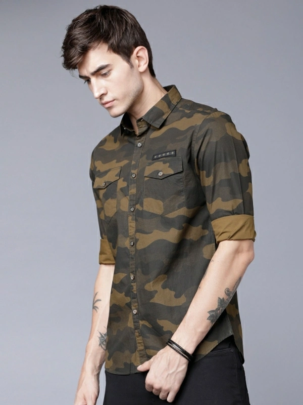 Highlander Men Military Camouflage Casual Green Shirt - M, Green 💚