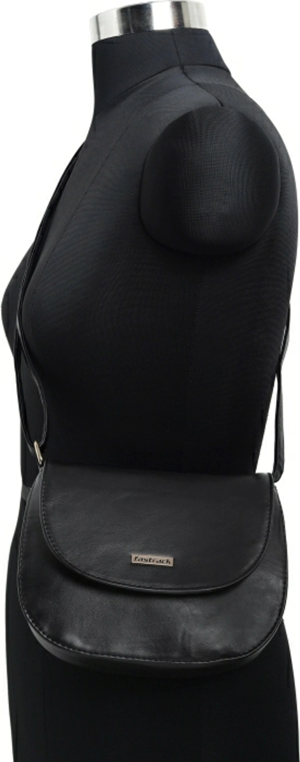 Fastrack Sling Bag - Black 🖤
