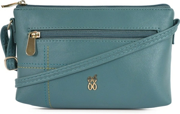 Baggit Casual Clutch Blue 💙 - Blue 💙