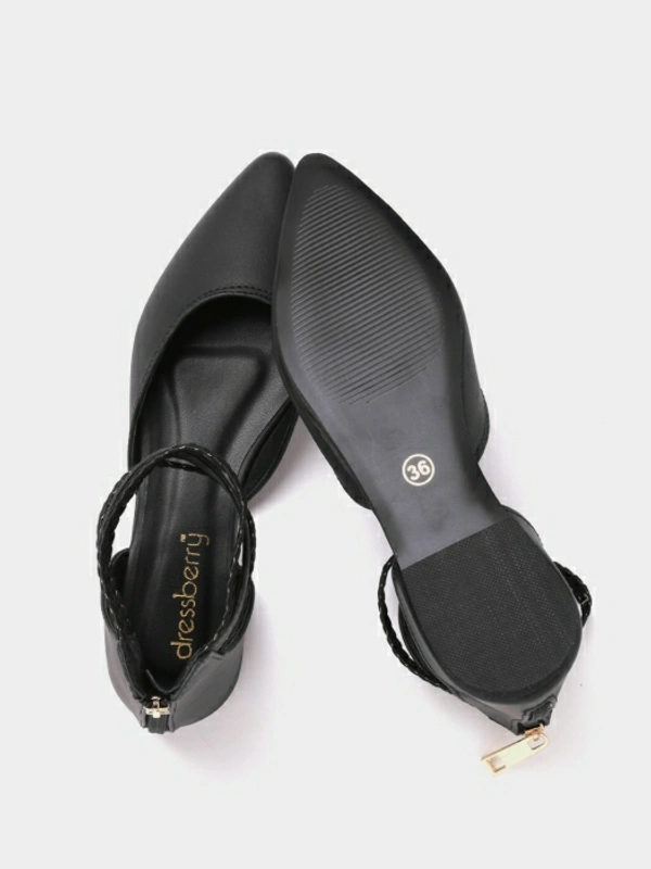 Dressberry Women Black Flats - 7, Black 🖤