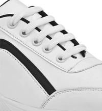 Sneakers - UK 11, White