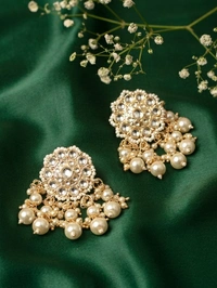 ZAVERI Pearls