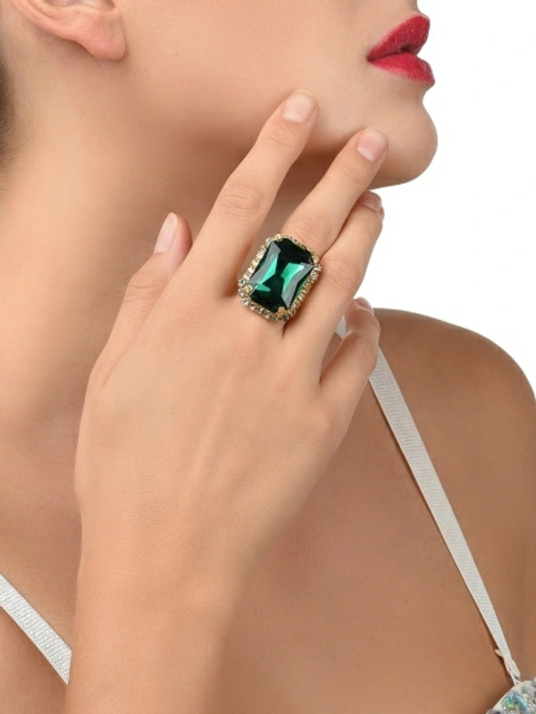 ZAVERI Pearls