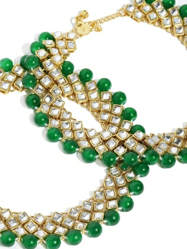 ZAVERI PEARLS Traditional Beads & Kundan Storne Anklet