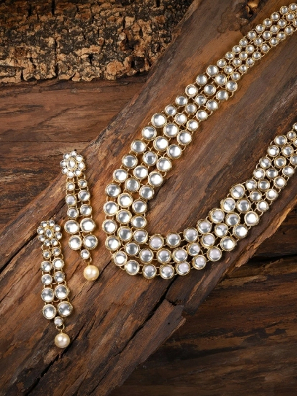 ZAVERI Pearls