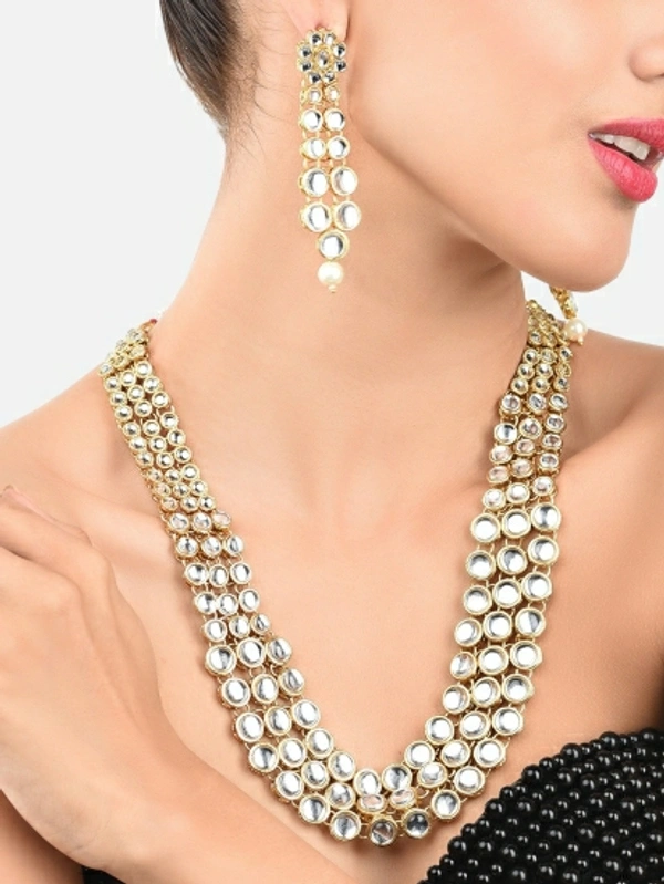 ZAVERI Pearls