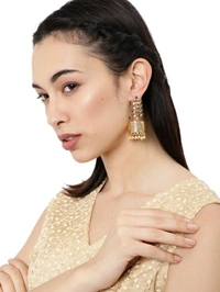 ZAVERI Pearls