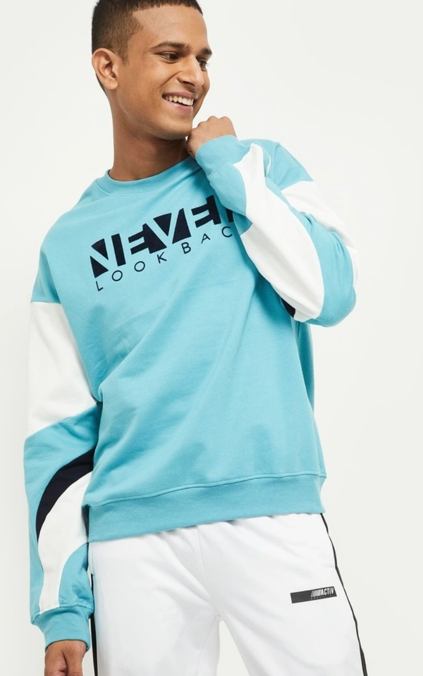 Beckon Relaxed Fit Sweatshirt - S