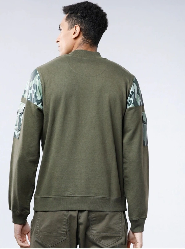 Beckon Camouflage Sweatshirt - M