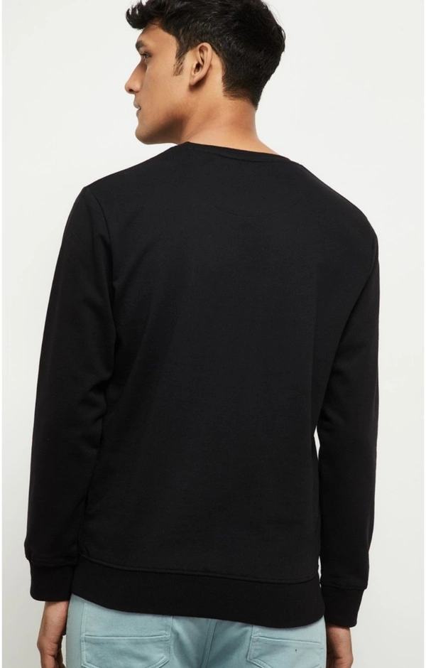 Solid Sweatshirt - M