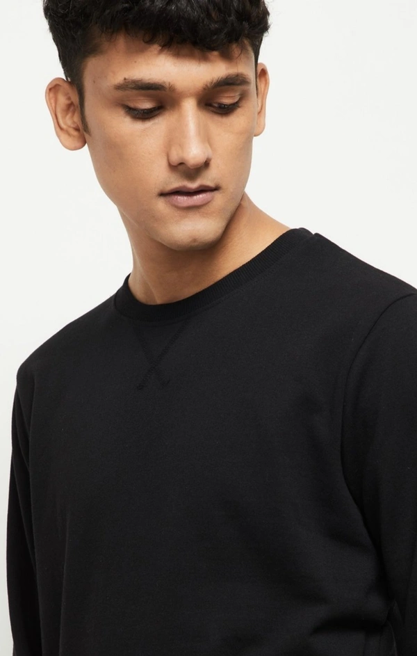Solid Sweatshirt - XL