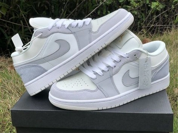 Air Jordan Cut Low  - UK 9