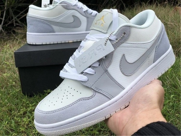 Air Jordan Cut Low  - UK 9