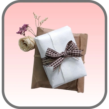 GIFT ITEM & EARPHONE