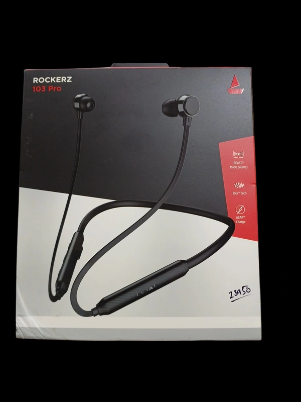 BOAT  WIRELESS EARPHONES 