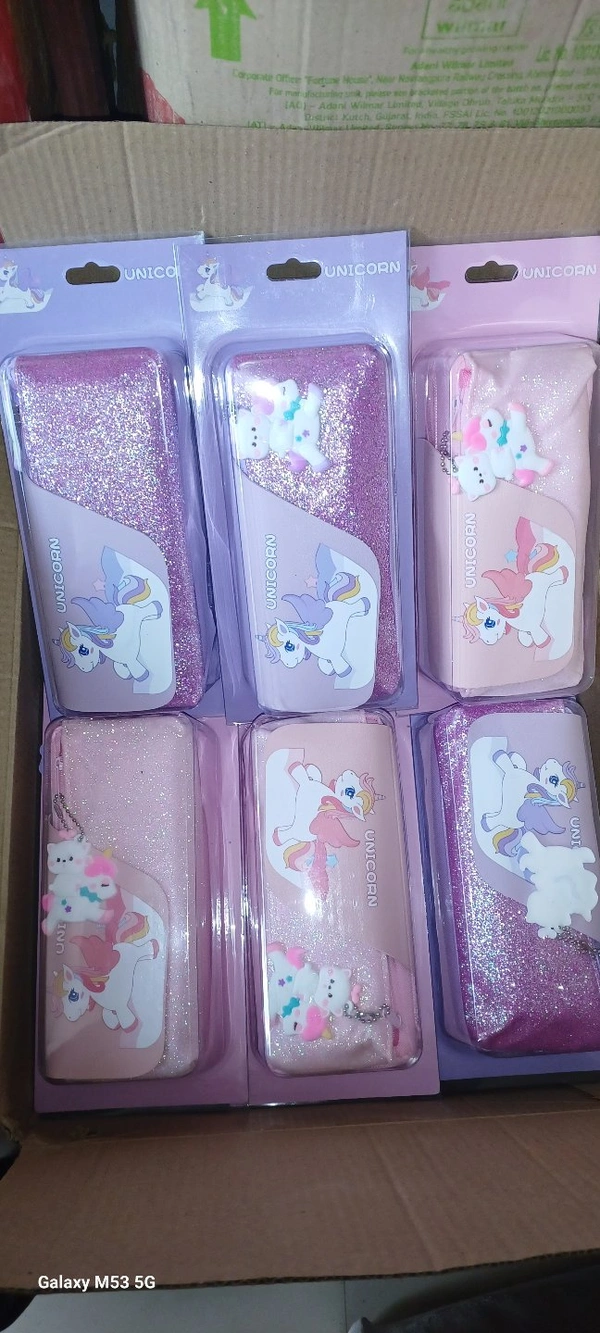 FANCY UNICORN POUCH 1679