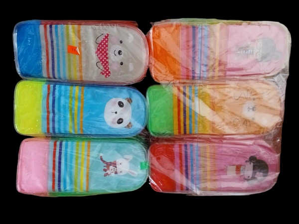 POUCH 