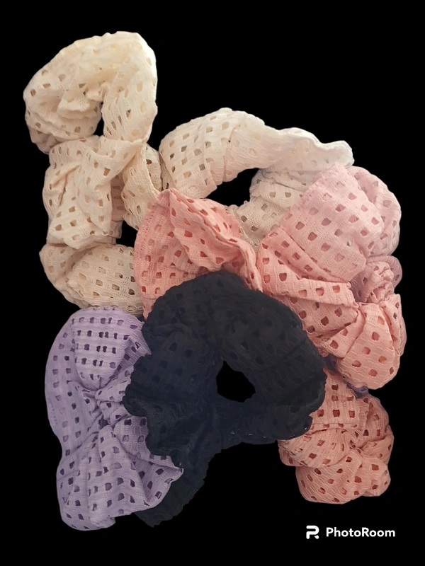 SCRUNCHIES  JALI