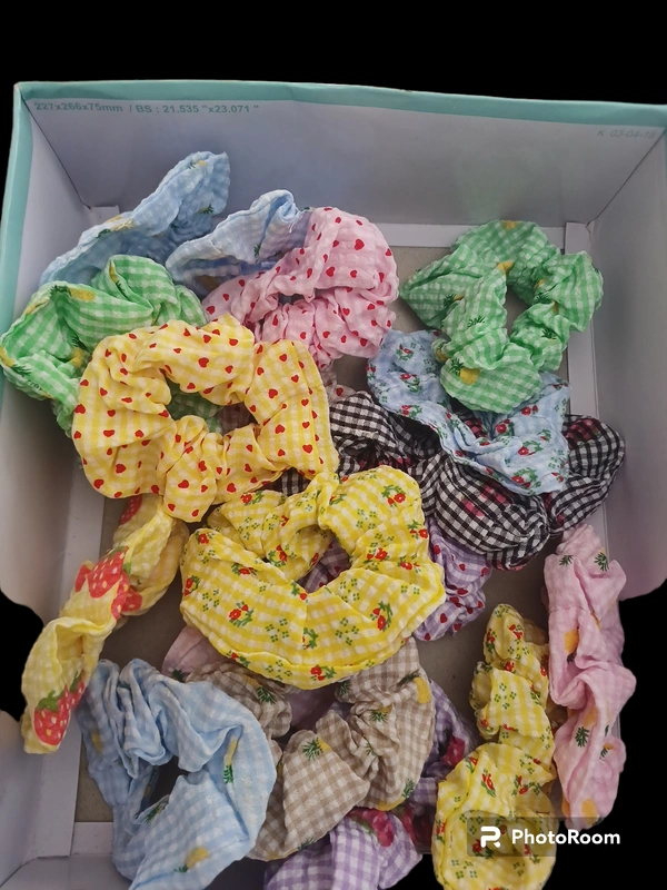 SCRUNCHIES  Pk 20