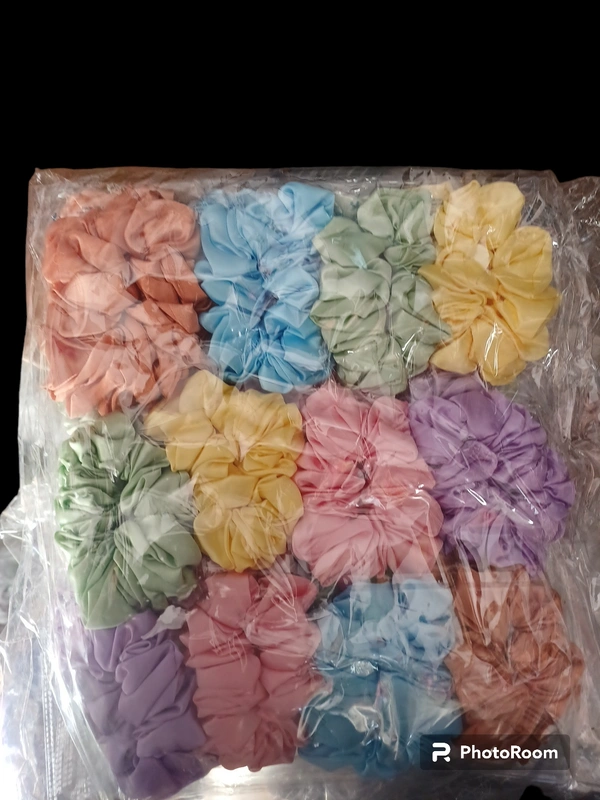 BIG SCRUNCHIES  30/-