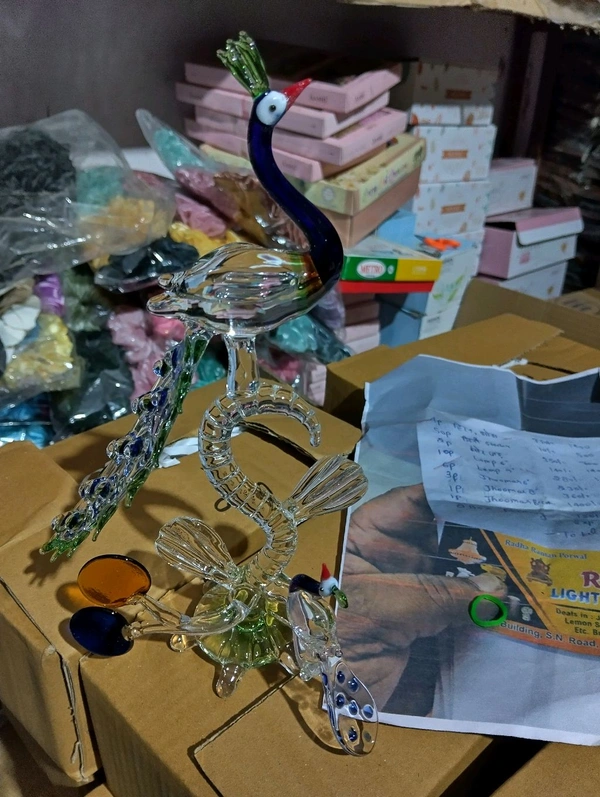 GLASS PEACOCK Showpiece P15