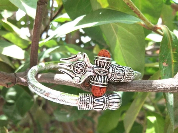 Oxidised Silver-Plated Shiv & Trishul Rudraksha Kada - Free Size