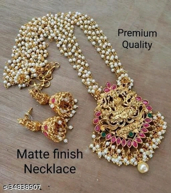 Elite Beautiful Temple Jewellery SetsBase 