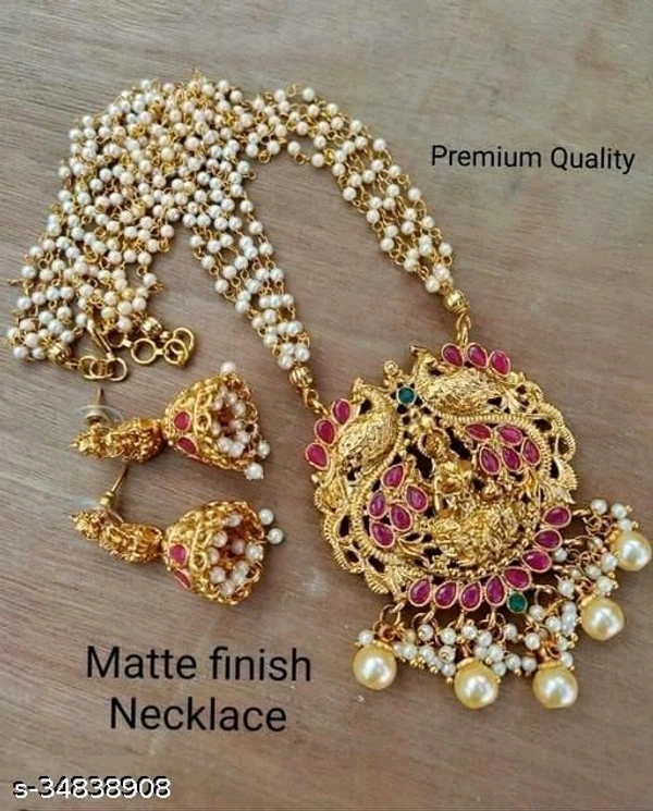 Elite Beautiful Temple Jewellery SetsBase 