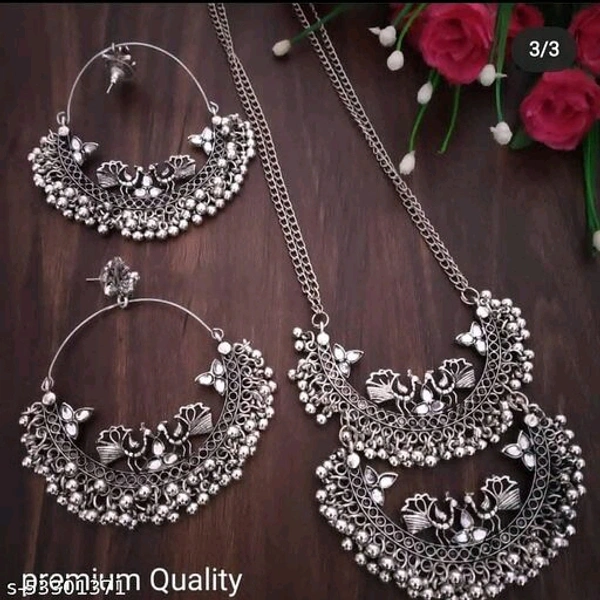 Peacock chandbali earrings with necklace