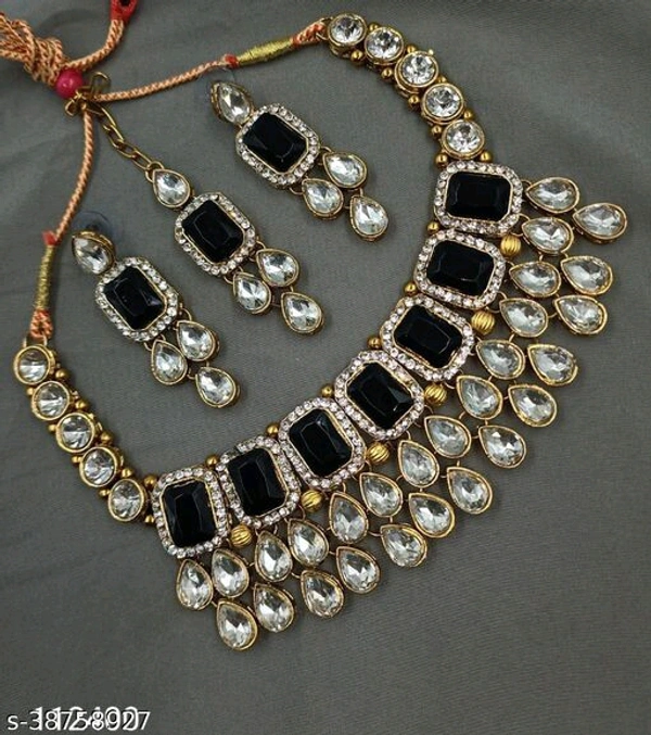 Colourful necklace