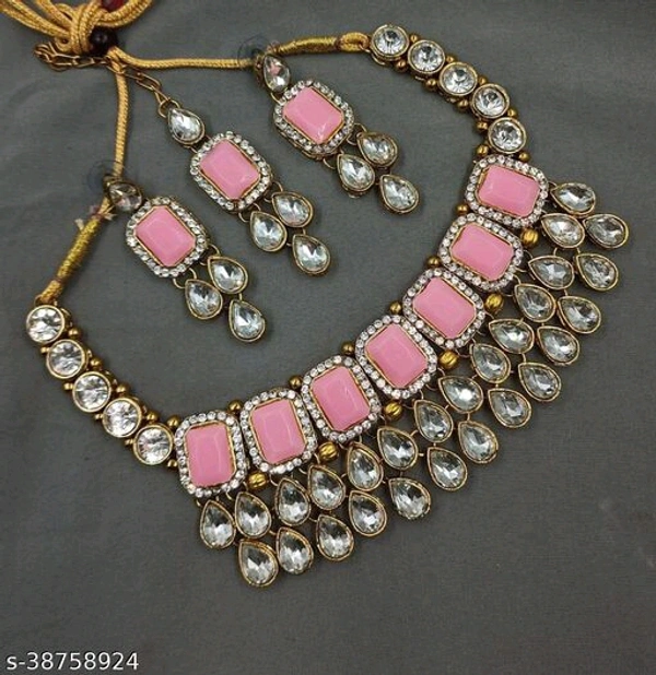 Colourful necklace